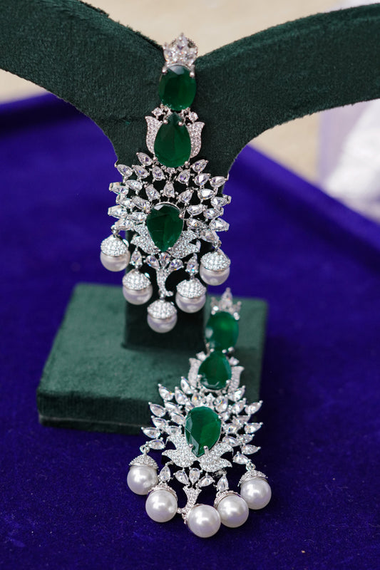 Blanche Emerald Pearl Earrings